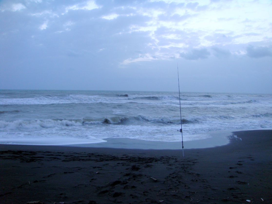 il mare mosso è mare da surfcasting